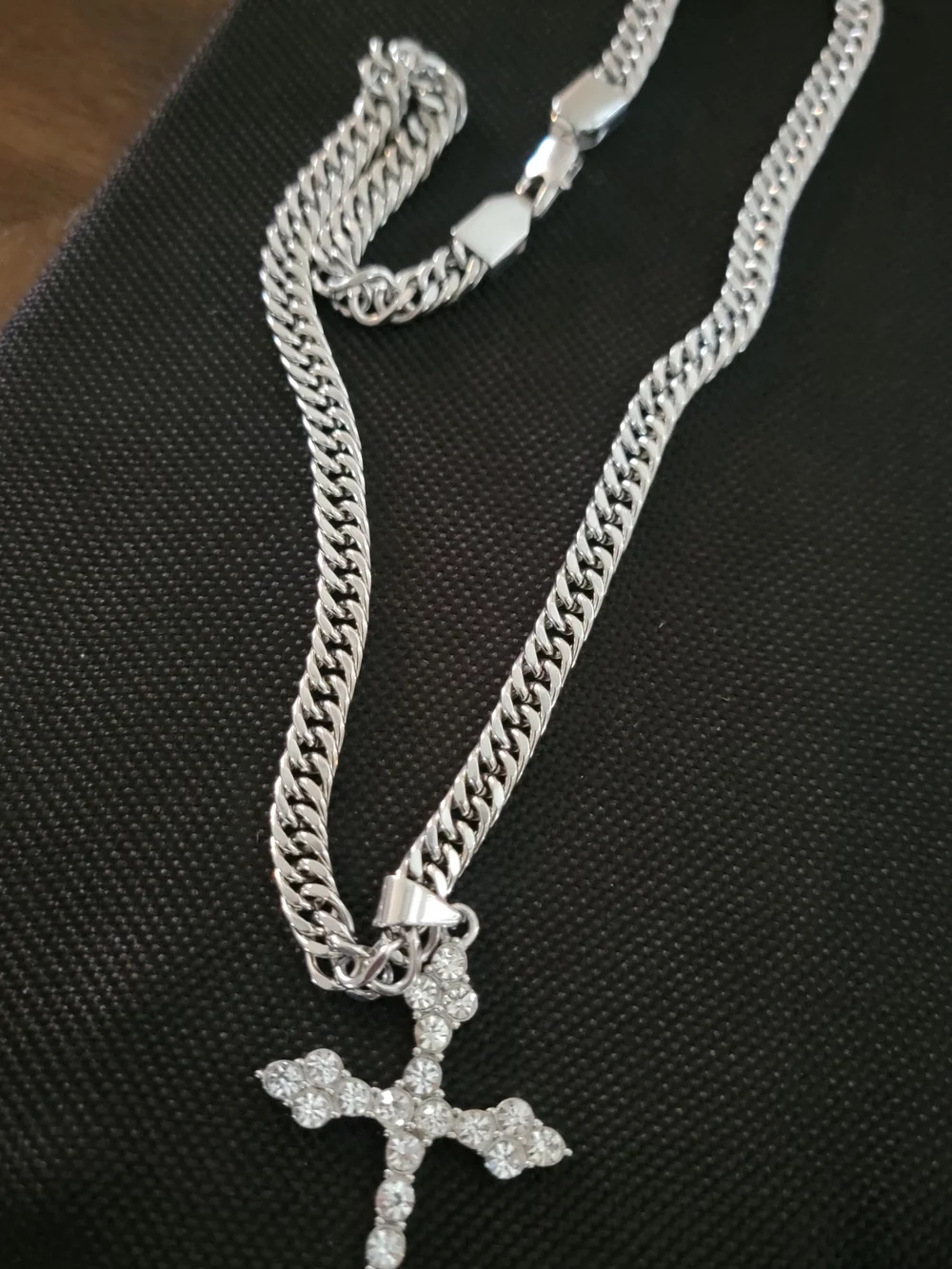 Sterling Silver Crystal Cross Pendant Steinless Steelchain23